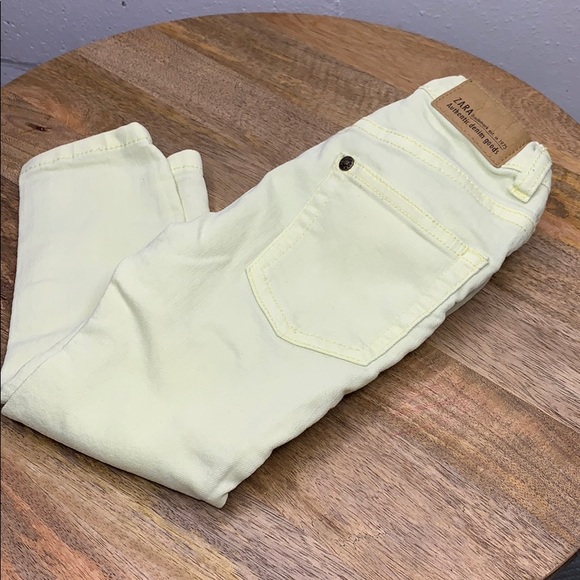 Zara BabyBoy Light yellow Jeans - Picture 1 of 8